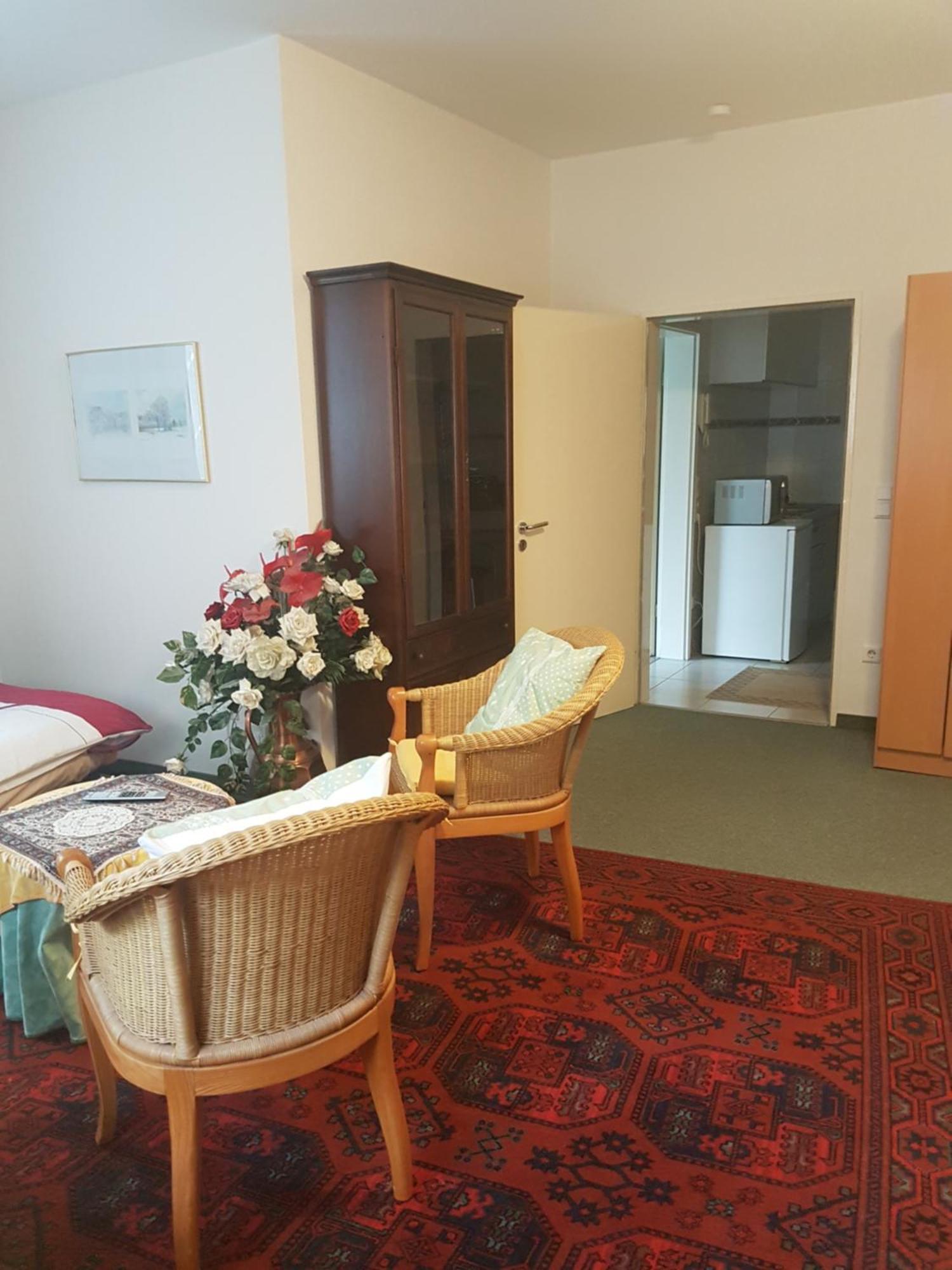 Gaestehaus Krefeld Uerdingen 外观 照片