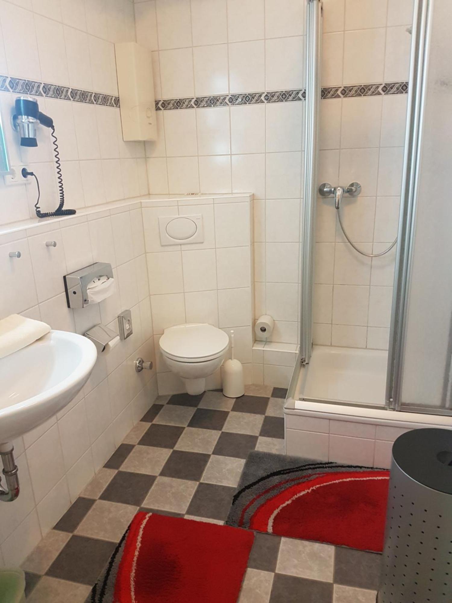 Gaestehaus Krefeld Uerdingen 外观 照片
